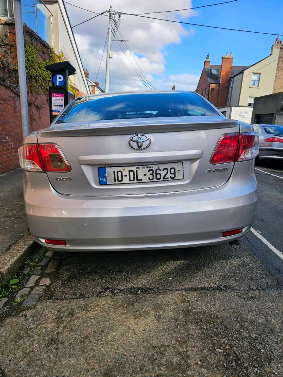 Toyota Avensis - Image 2