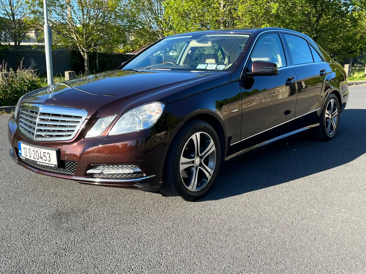2012 Mercedes-Benz E 200 d Elegance Auto 71k miles - Image 2