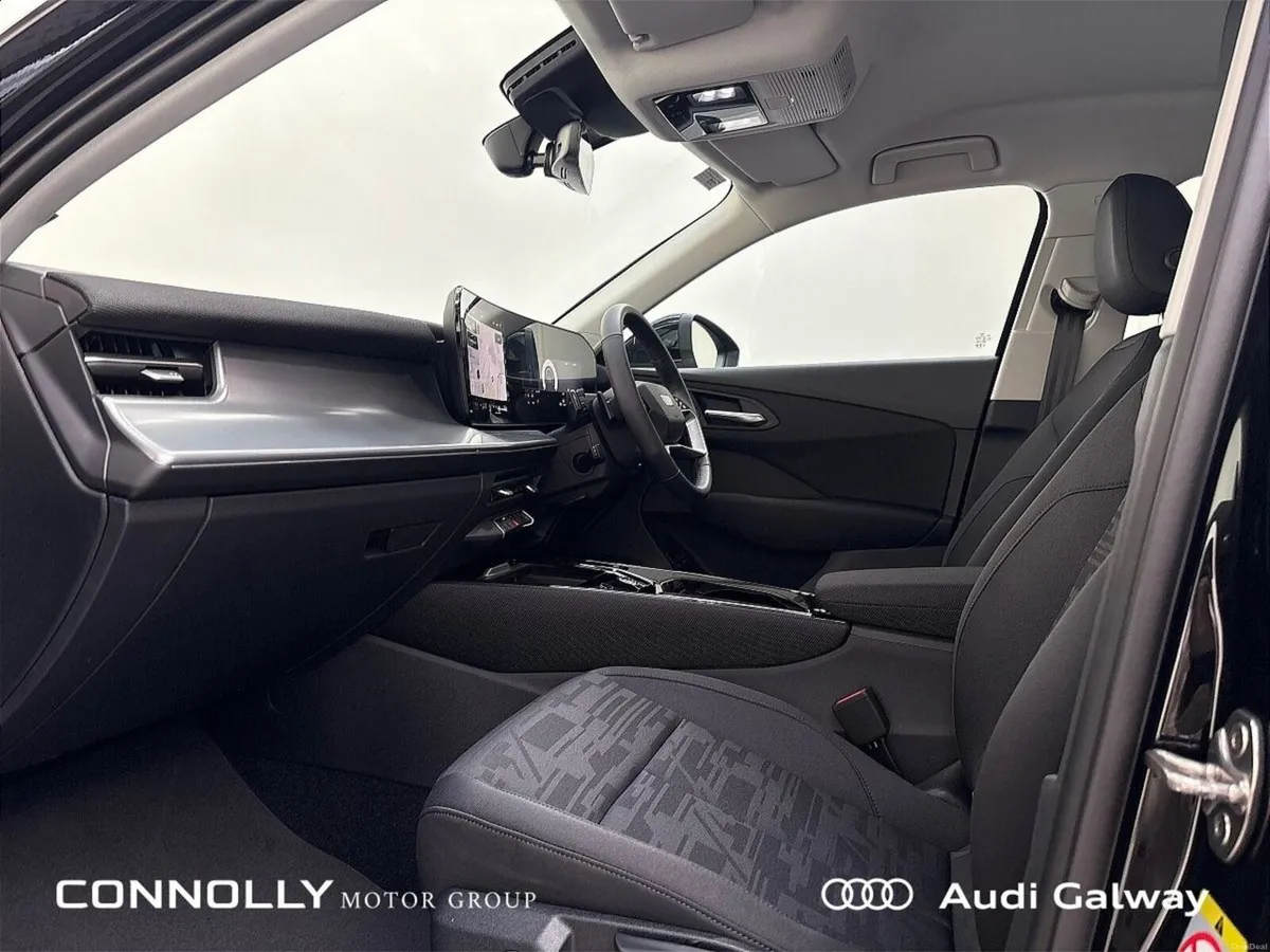 Audi Q3 €537 p/m E-HYBRID SPORTBACK SE A/T - Image 5