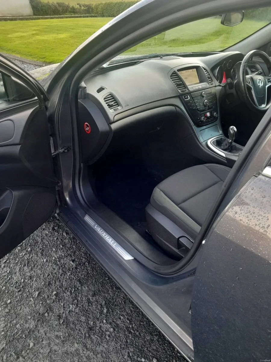 Mint insignia - Image 4