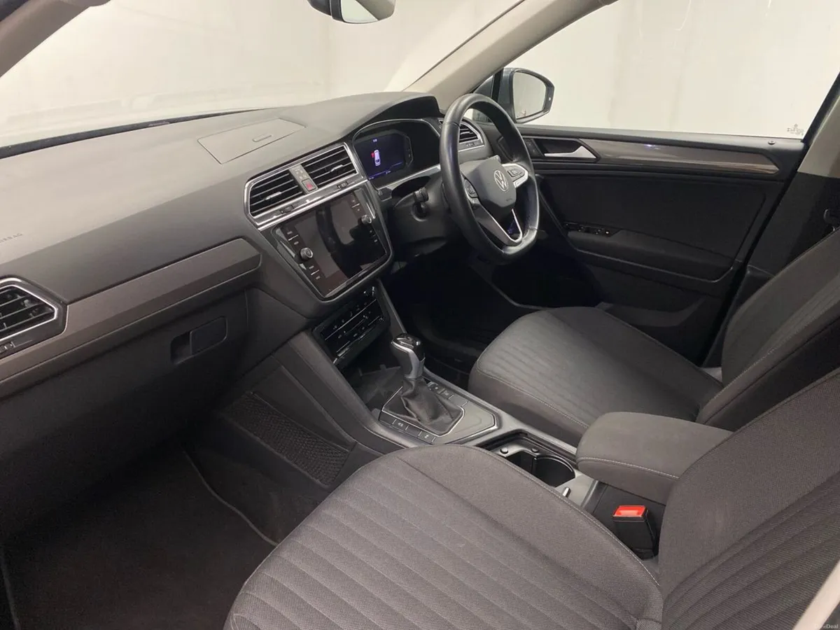 Volkswagen Tiguan Allspace TIGUAN LIFE 2.0TDI DSG - Image 3