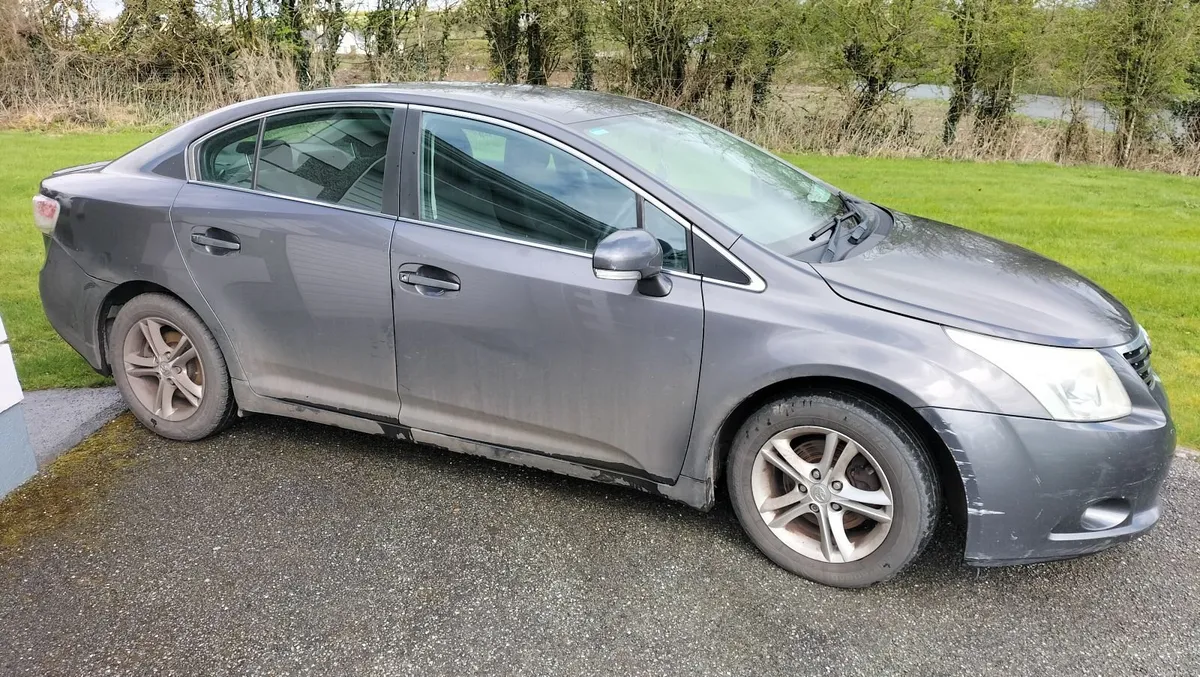 Toyota Avensis 2011 - Image 3