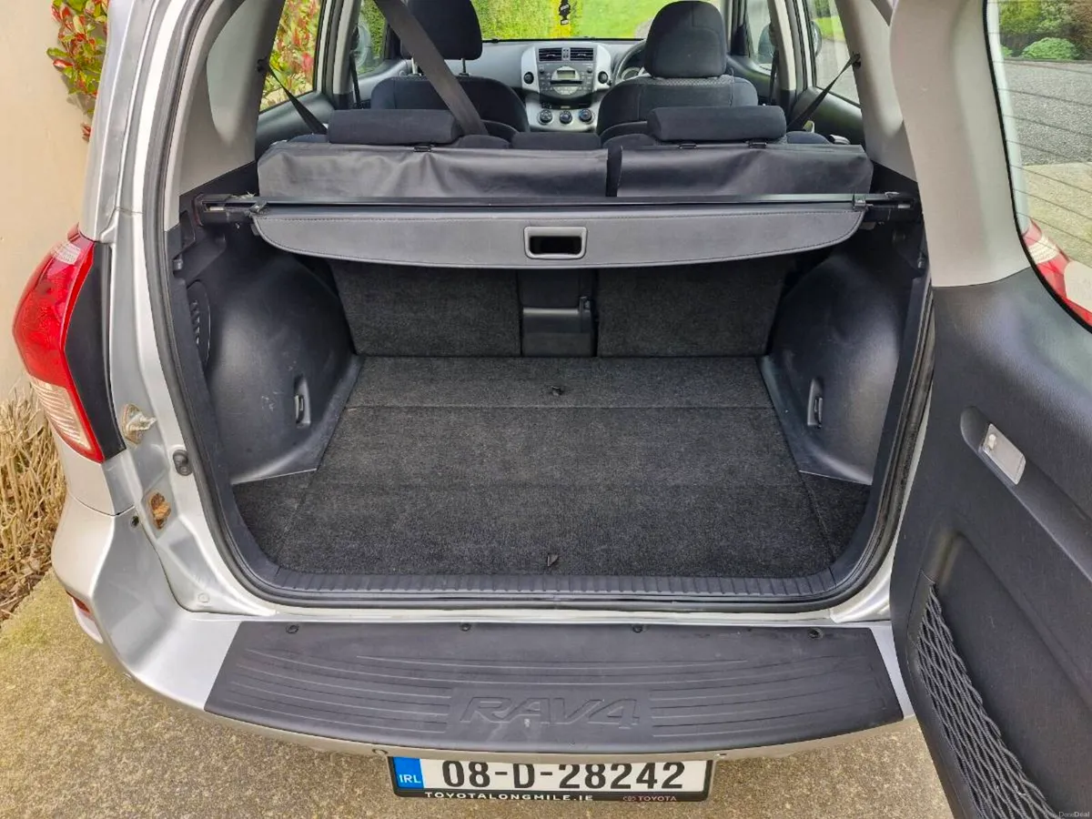 Toyota Rav-4 Luna - Image 2