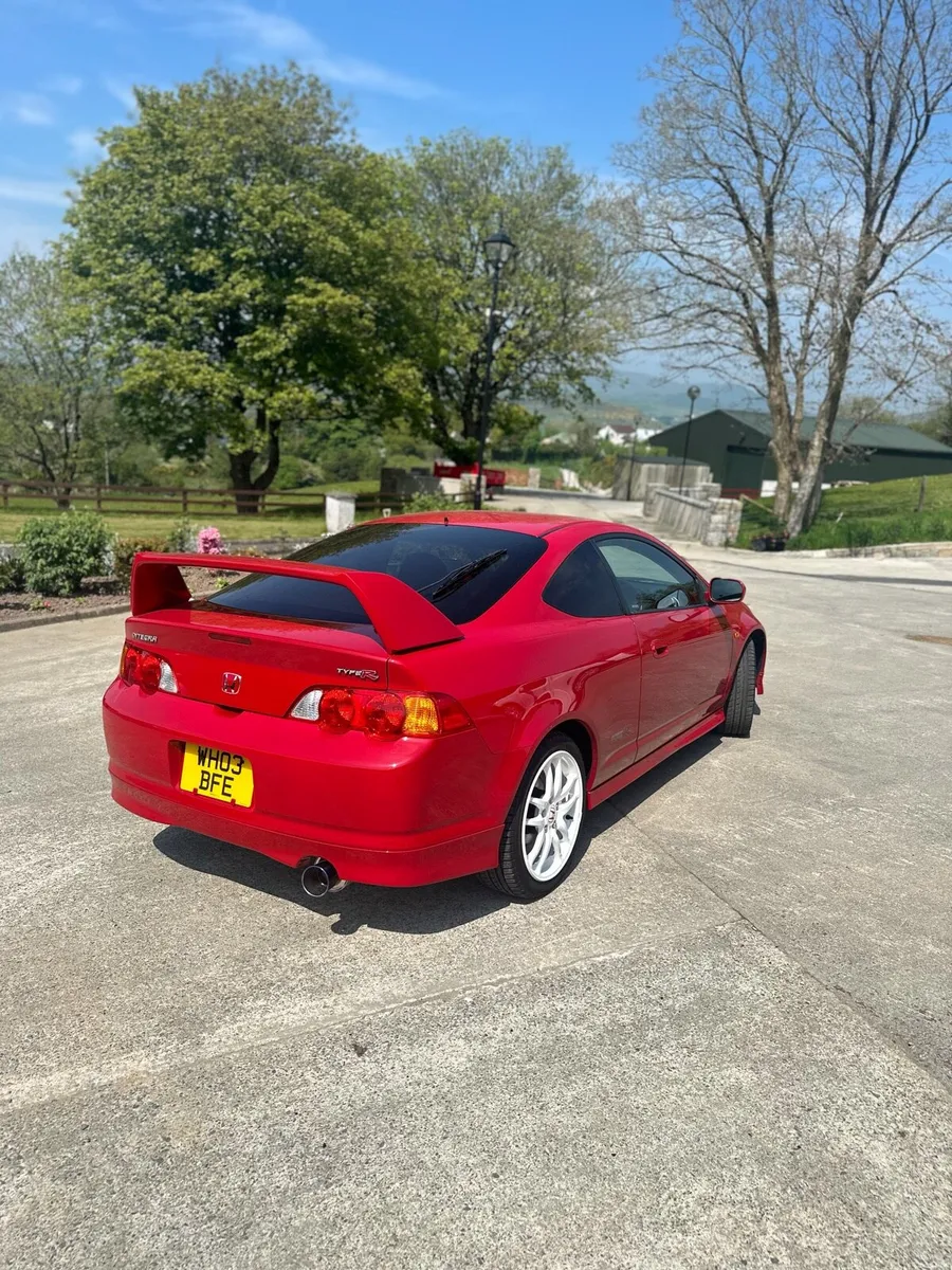 Honda Integra DC5 only 15,000 miles - Image 2