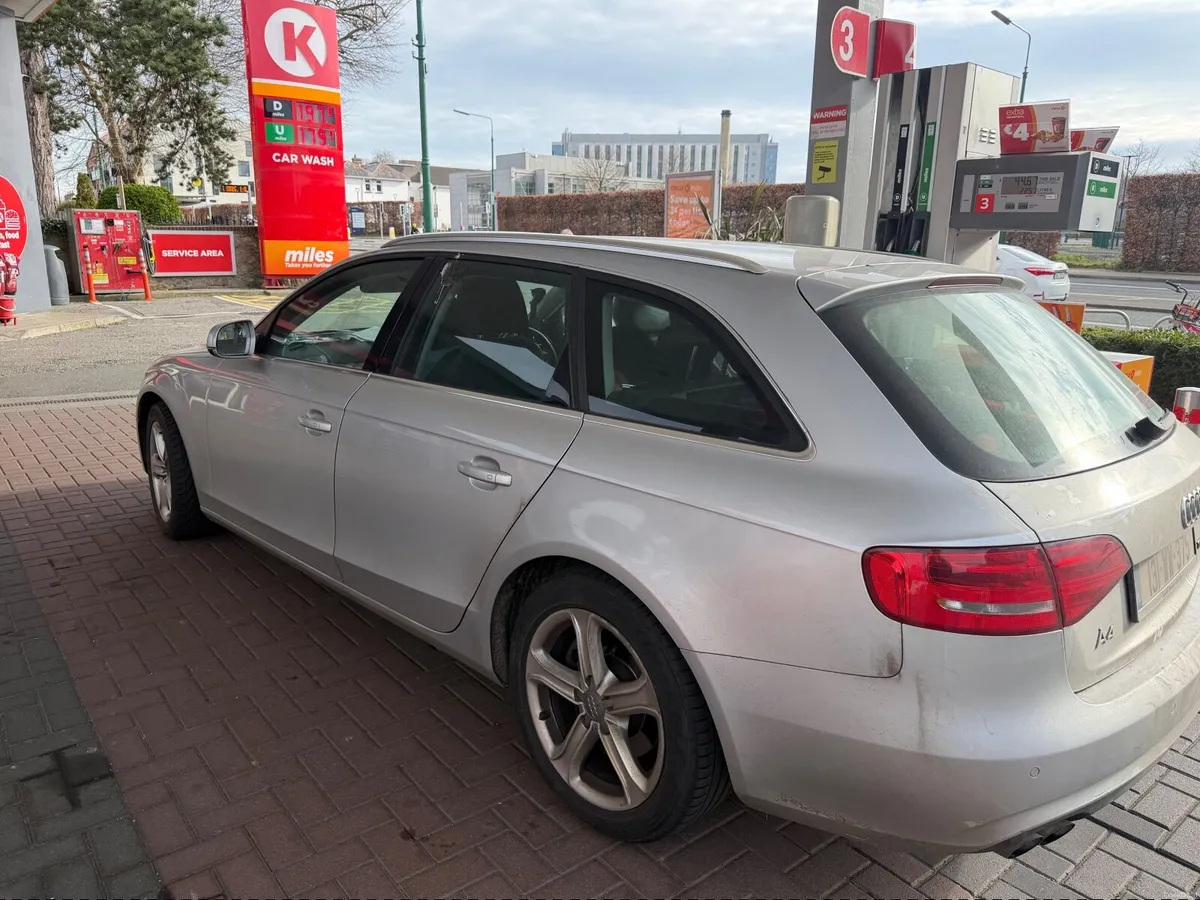 Audi A4 2013 avant - Image 4