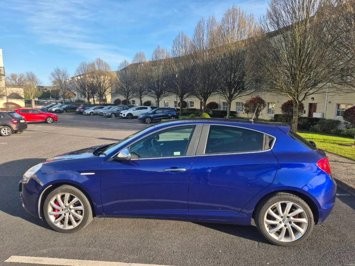 2015 Alfa Romeo Giuletta 1.6 Diesel - Image 2