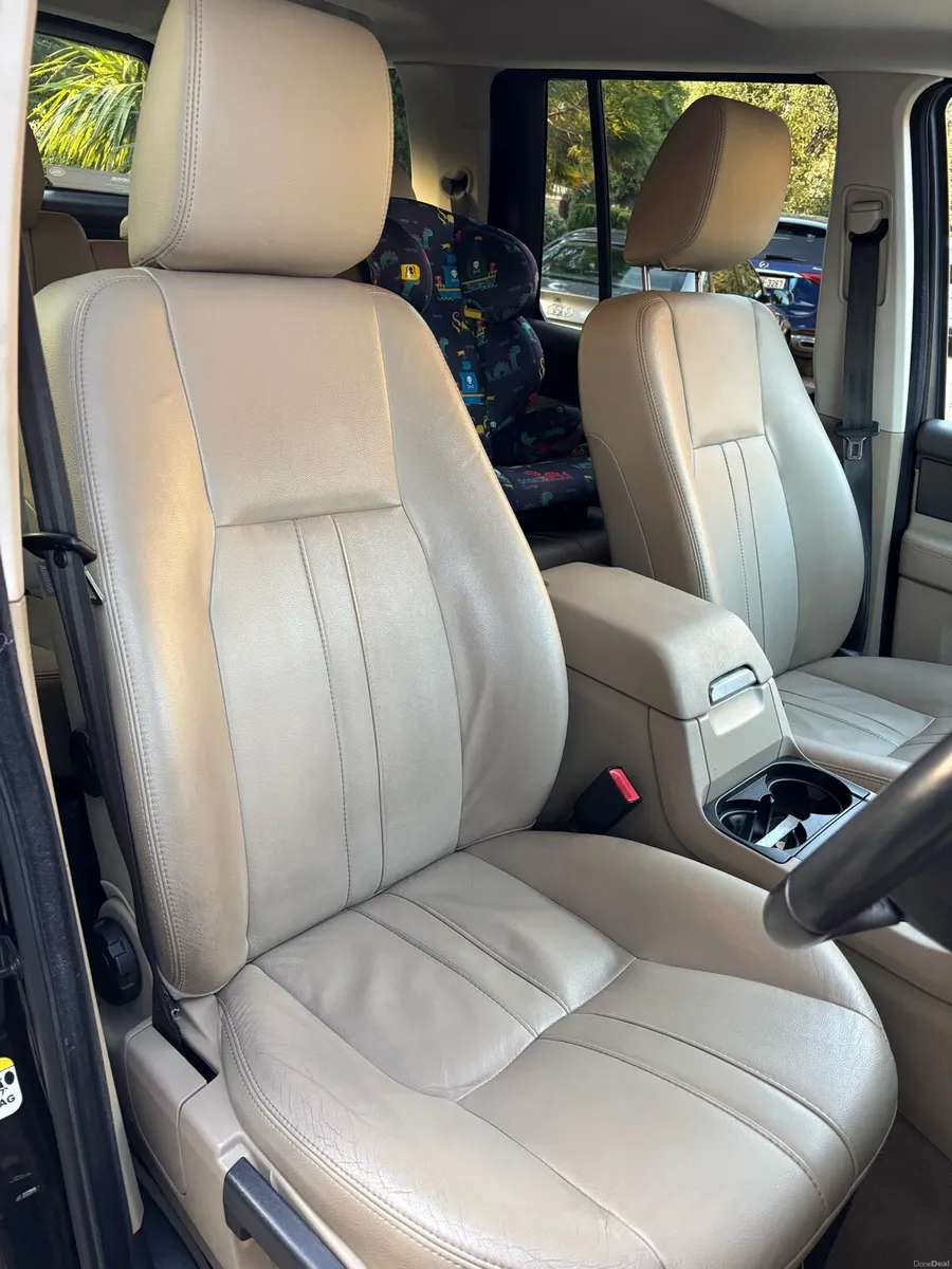Landrover discovery 4 Stunning 1 Owner  €13950 - Image 2