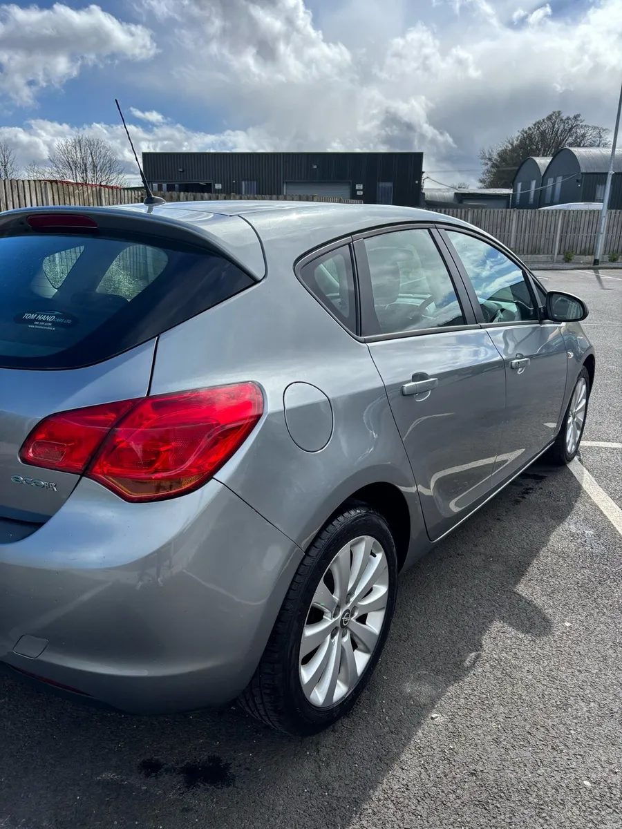 2011 Opel Astra (LOW KMs/New NCT✅) - Image 3
