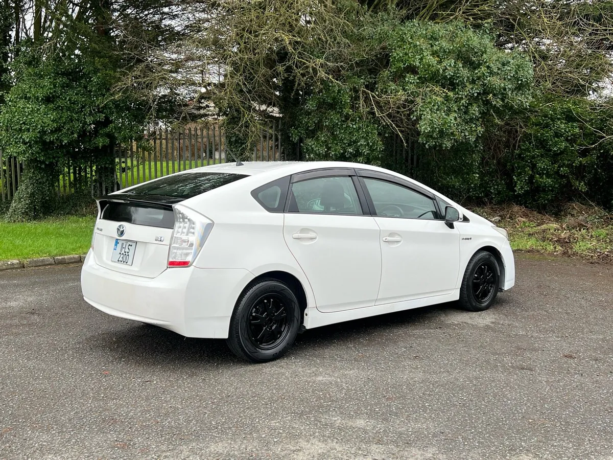 2011 Toyota Prius Auto 1.8 Petrol NCT 11/26 - Image 4
