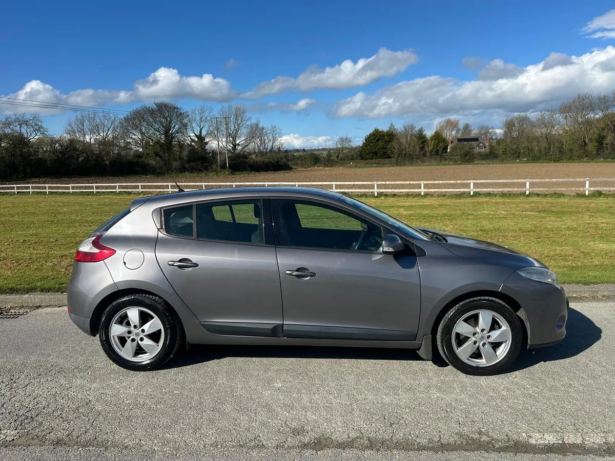 Renault Megane 2009 Monaco Nct12/26 - Image 2