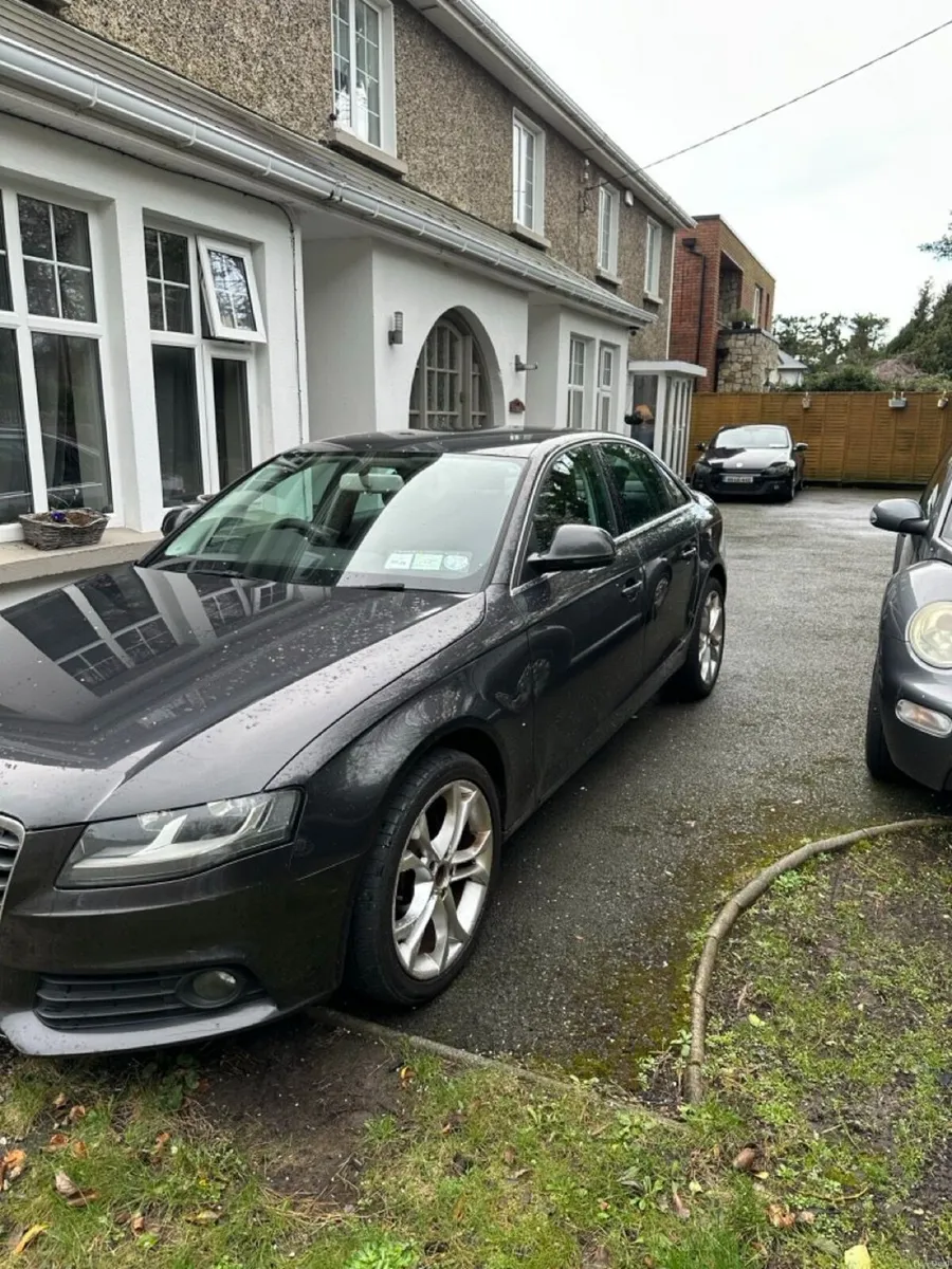 Audi A4 2.0 TDI 2009 - Image 3