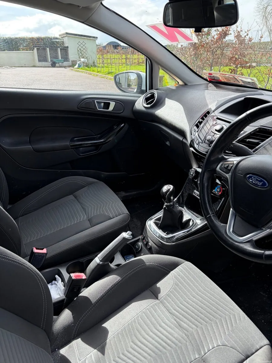 Ford Fiesta 2014 - Image 4