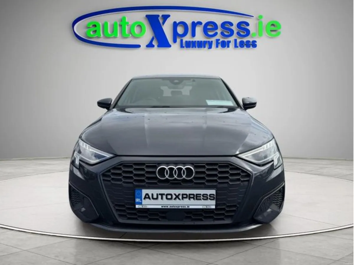 Audi A3 30 TFSI Automatic, Reversing camera - Image 3