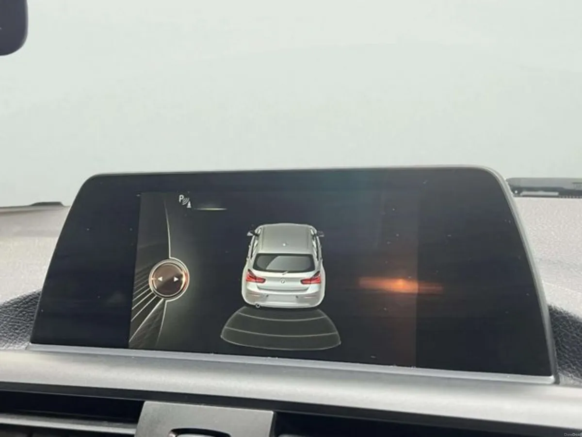 BMW 1-Series 116 D Effic Dynamics Plus 5DR - Image 4