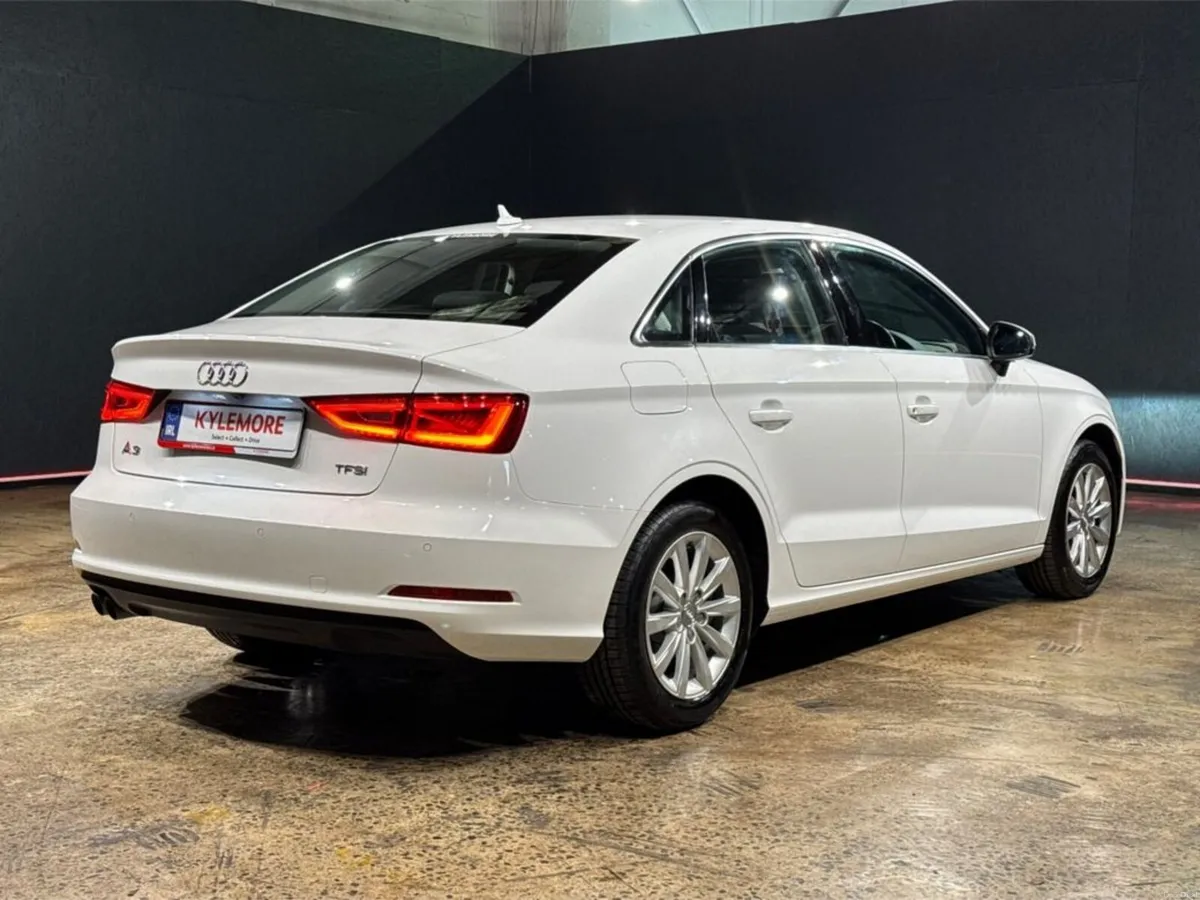 Audi A3 1.0L TFSI - FACTORY ALLOYS - REVERSE CAMER - Image 4