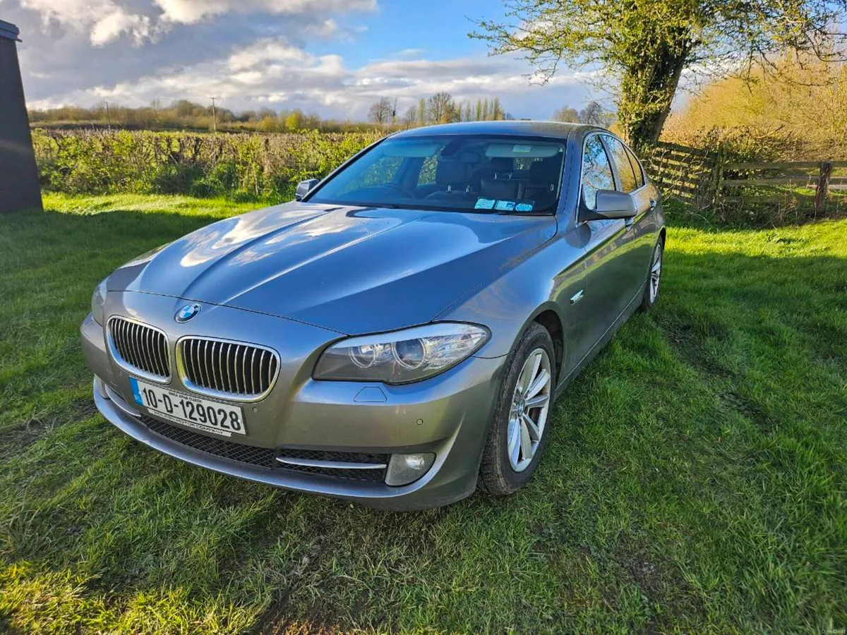 Bmw 520d 2010 Black leather - Image 1