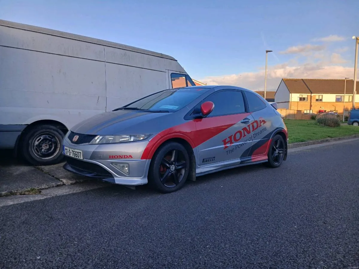 Honda civic - Image 4