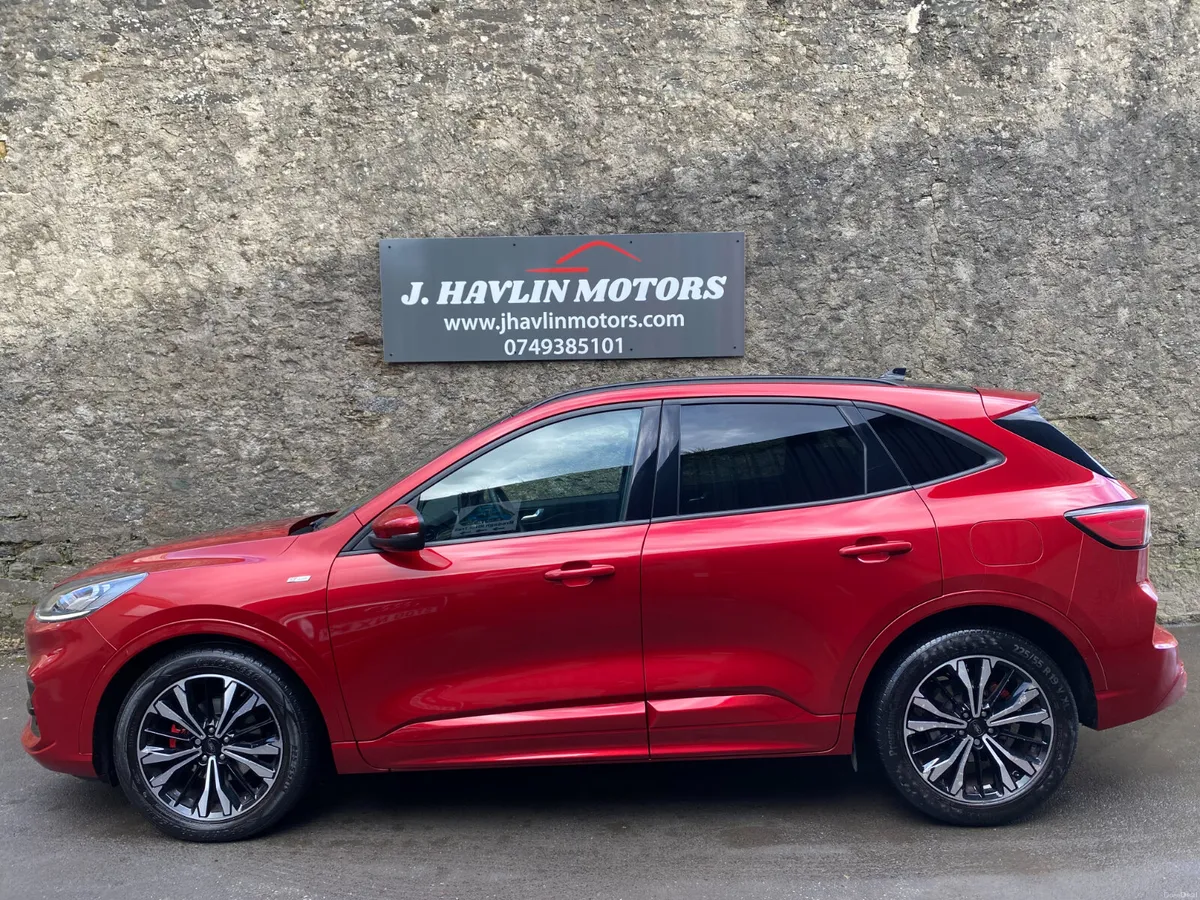 April 2022 Ford Kuga ST-Line X Edition - Image 6