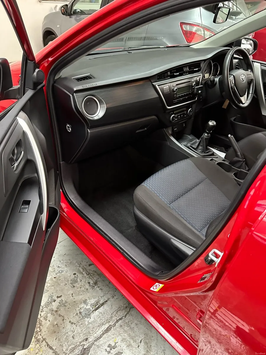 Toyota Auris - Image 6