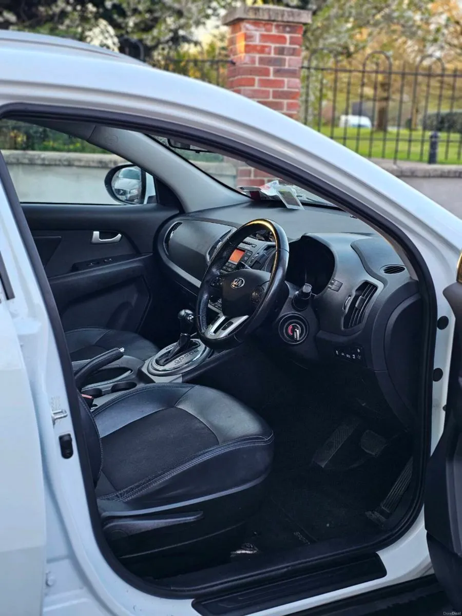 2015 Kia Sportage Automatic Nct 05/2027 Low kms. - Image 4