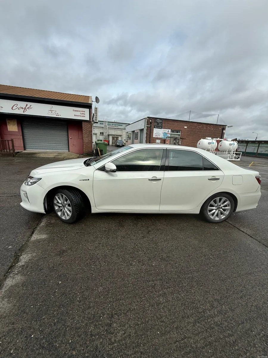 Toyota Camry Hybrid  2016 - Image 4
