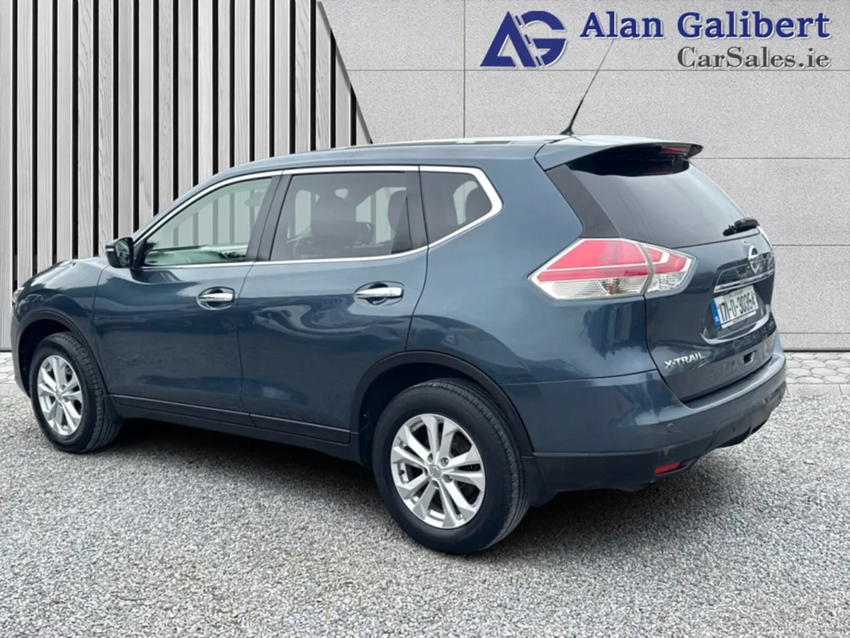 Nissan X-Trail 1.6 DSL SV 7 Seater - Image 2