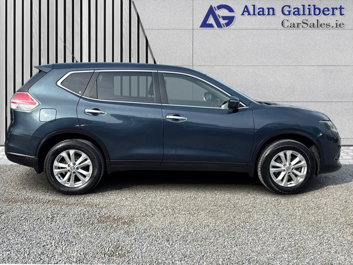 Nissan X-Trail 1.6 DSL SV 7 Seater - Image 3