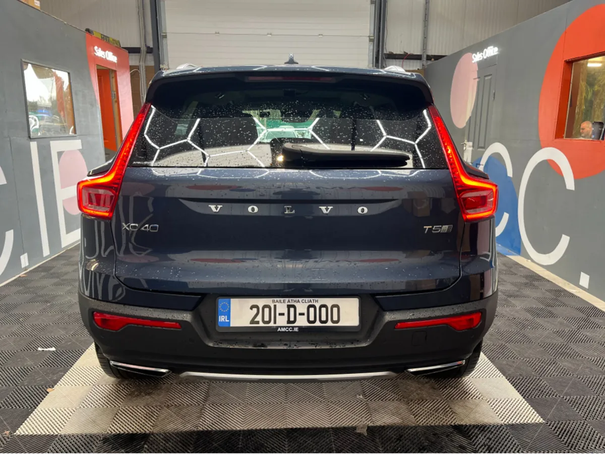 Volvo XC40 €28950 2020 VOLVO XC40 RECHARGE PLUG-IN - Image 3
