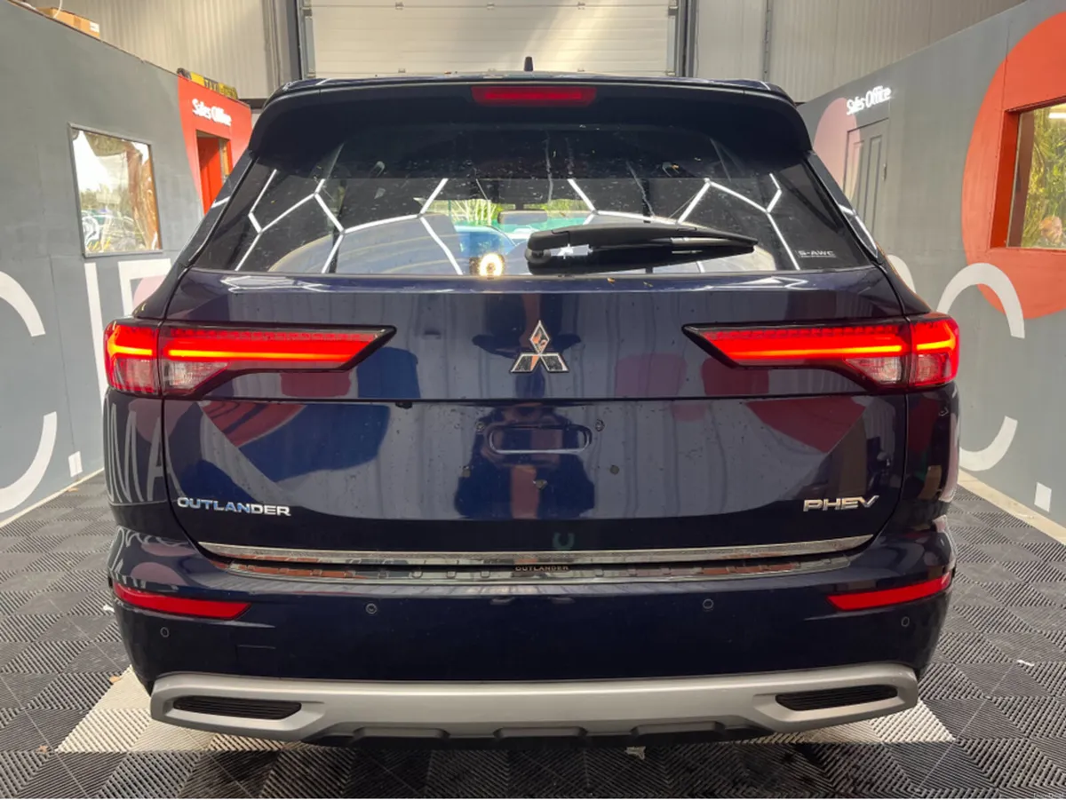 Mitsubishi Outlander €41950 2023 MITSUBISHI OUTLAN - Image 3