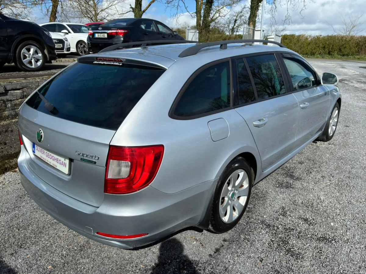 Skoda Superb 1.6 TDI S GREENLINE II - Image 2