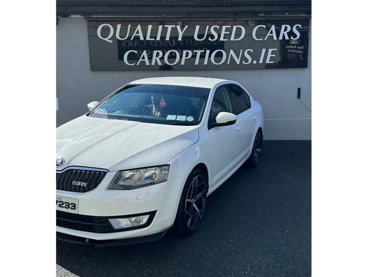 Skoda Octavia 1.6 TDI CR ELEGANCE 105PS 5DR AUTO// - Image 4