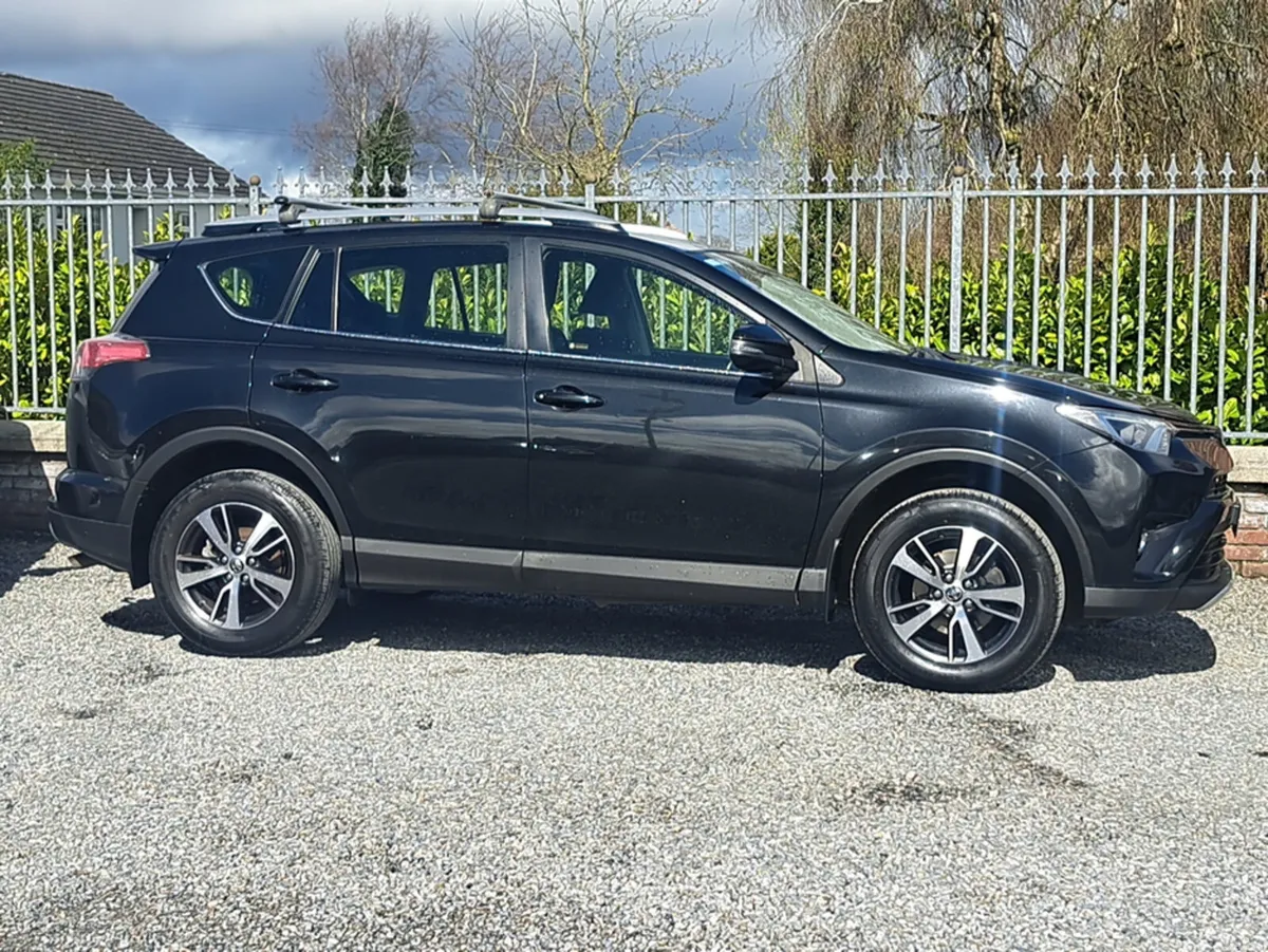 Toyota RAV4 Luna Model 2.0 Diesel 140 BHP with ful - Image 3