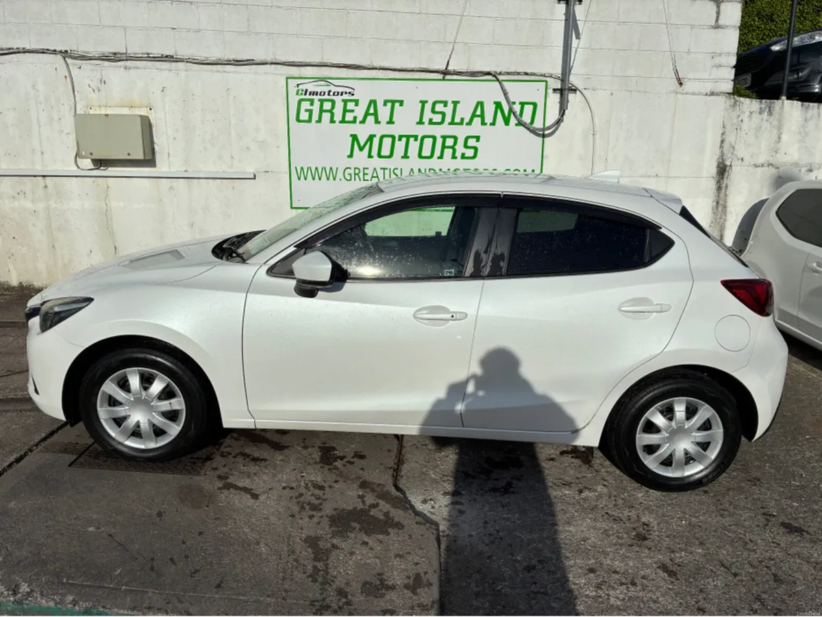 Mazda Demio 1.3 petrol automatic - Image 3