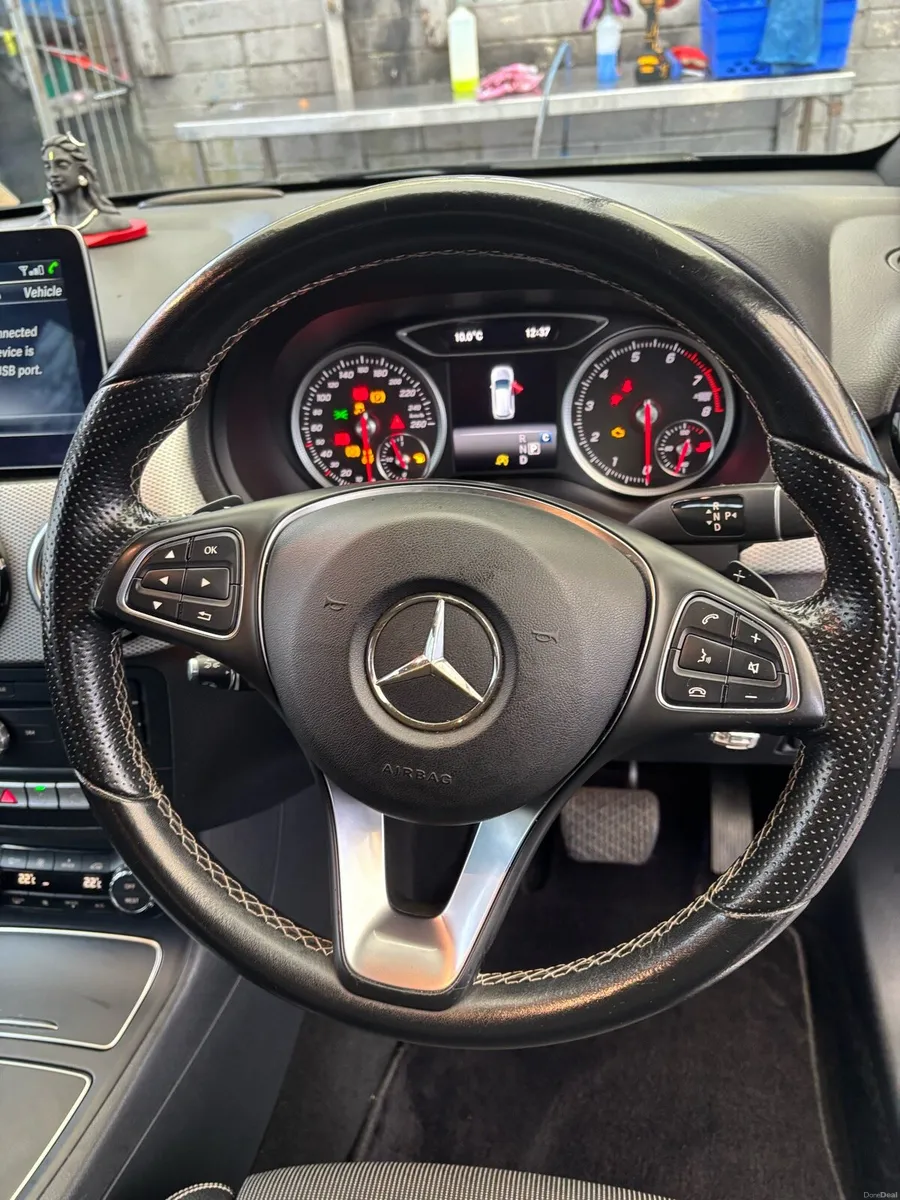 Mercedes-Benz B180 Petrol Auto (172) – High Spec - Image 2