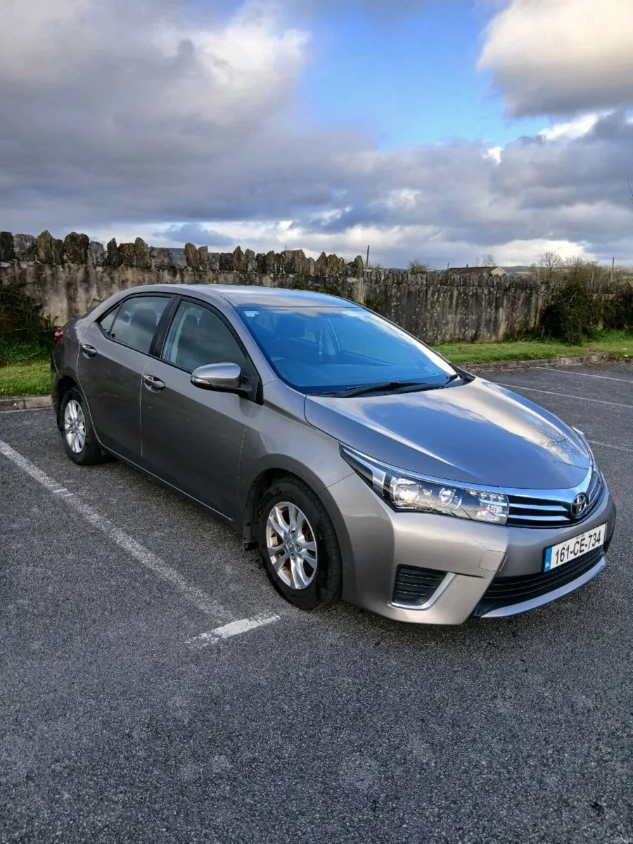 Toyota Corolla - Image 4