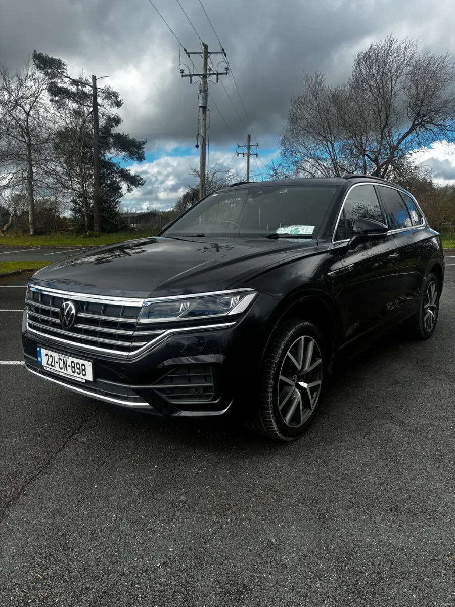 Volkswagen Touareg 2022 - Image 4