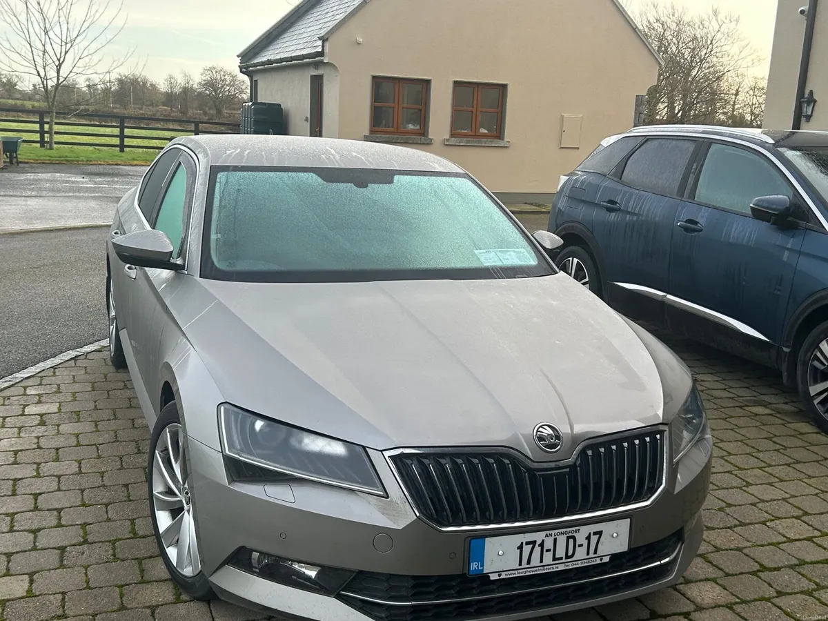 Skoda Superb 2017 - Image 3