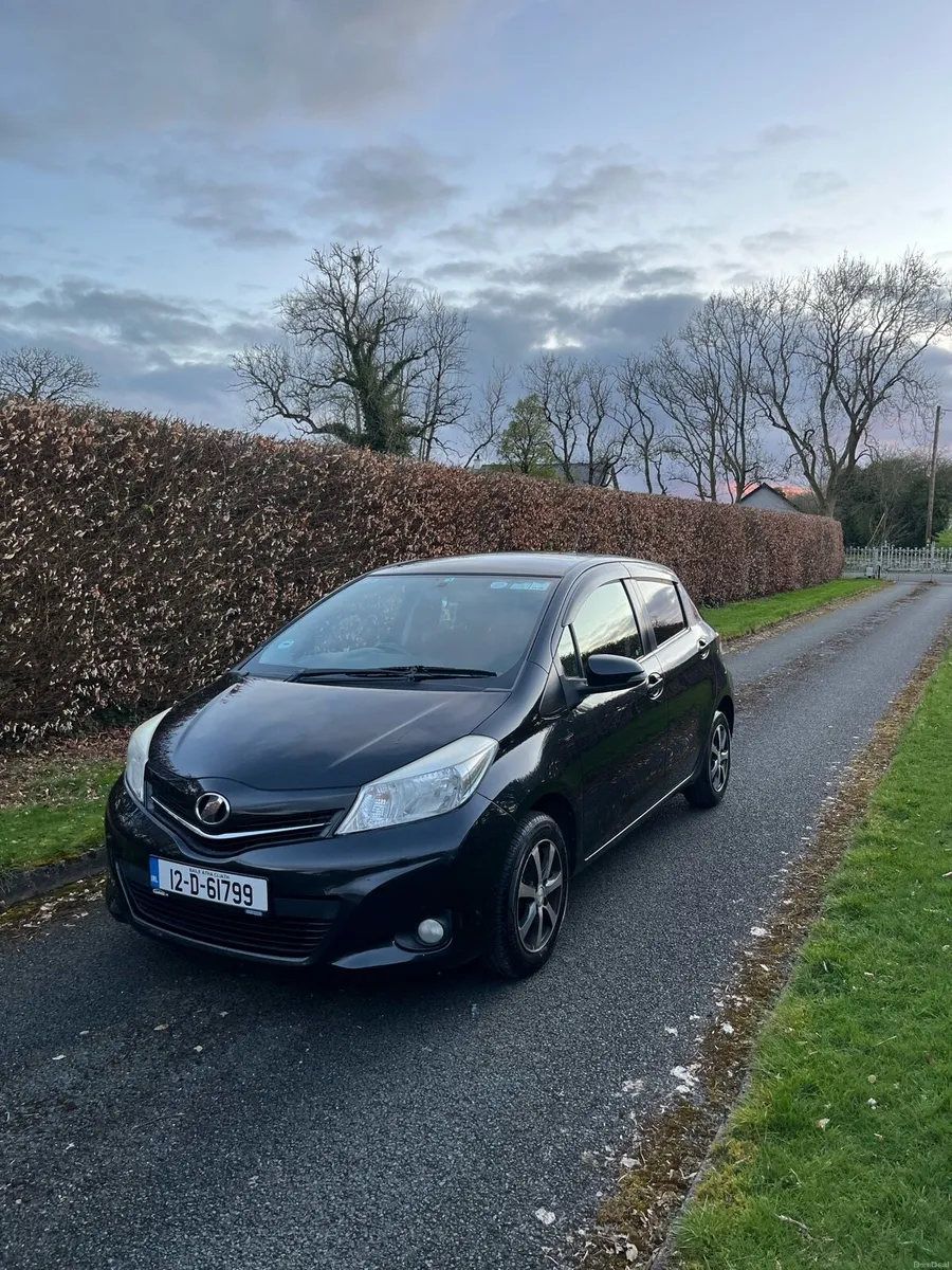 2012 Automatic Toyota Yaris *LOW KMs* - Image 1