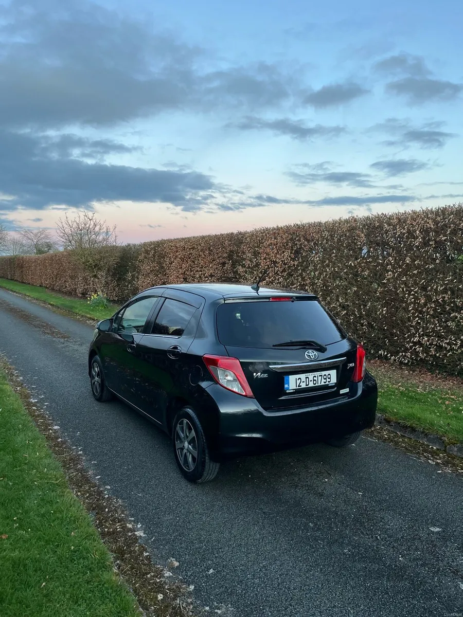 2012 Automatic Toyota Yaris *LOW KMs* - Image 4