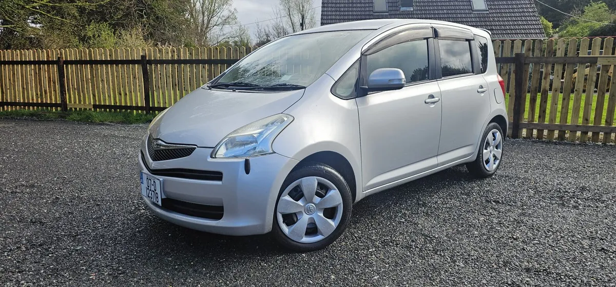 Toyota Ractis Automatic wheelchair access ♿ - Image 4