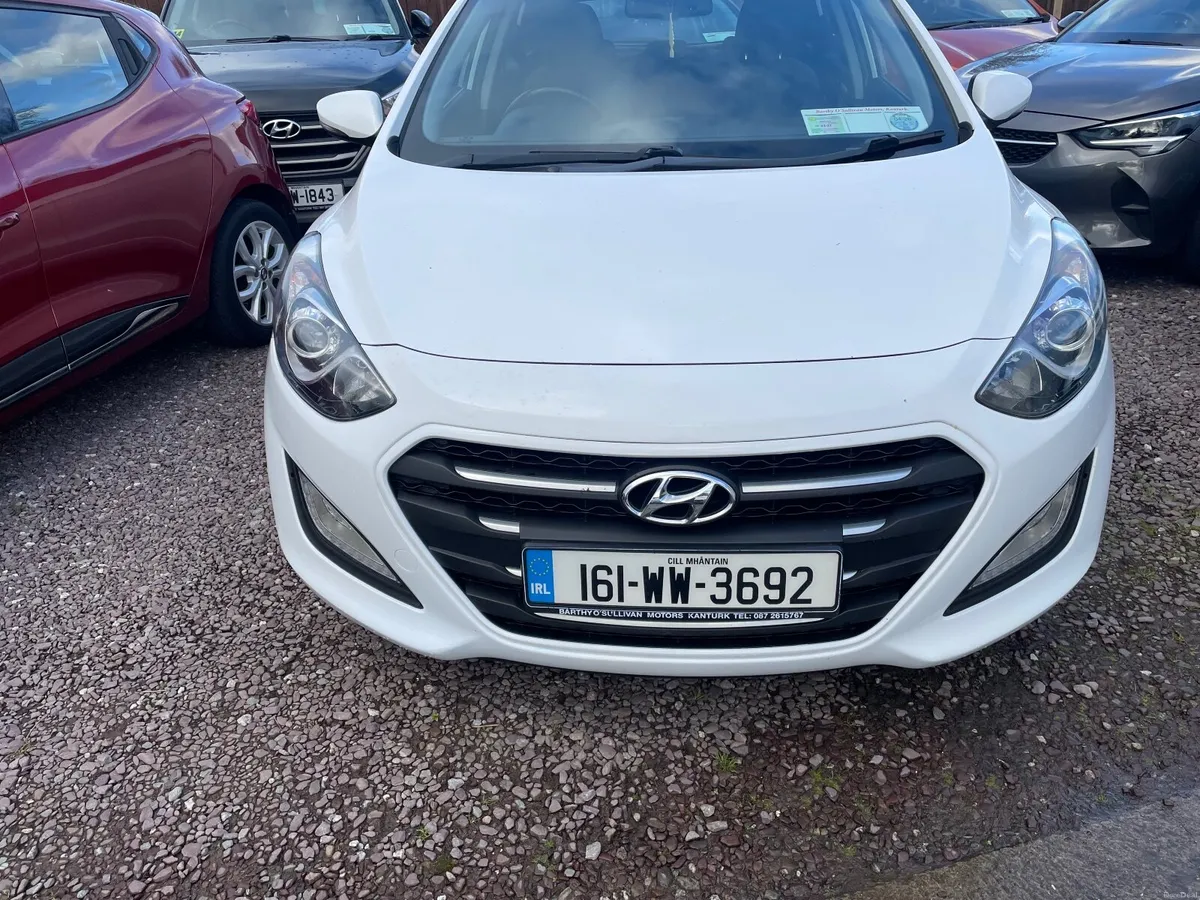 Hyundai i30 SE 1.4 Petrol 2016 - Image 2