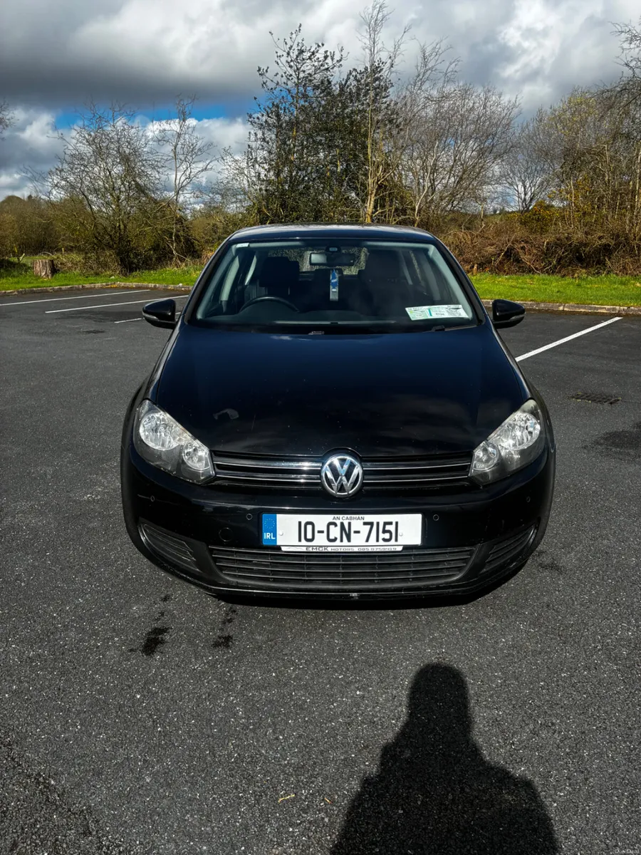 Volkswagen Golf 2010 - Image 1