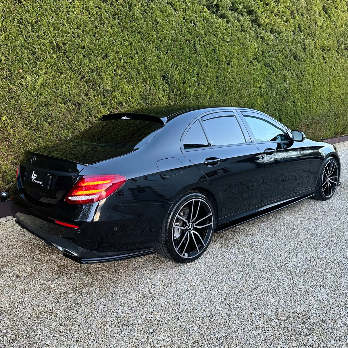 2017 MERCEDES BENZ E220 AMG NIGHT PACK - Image 3