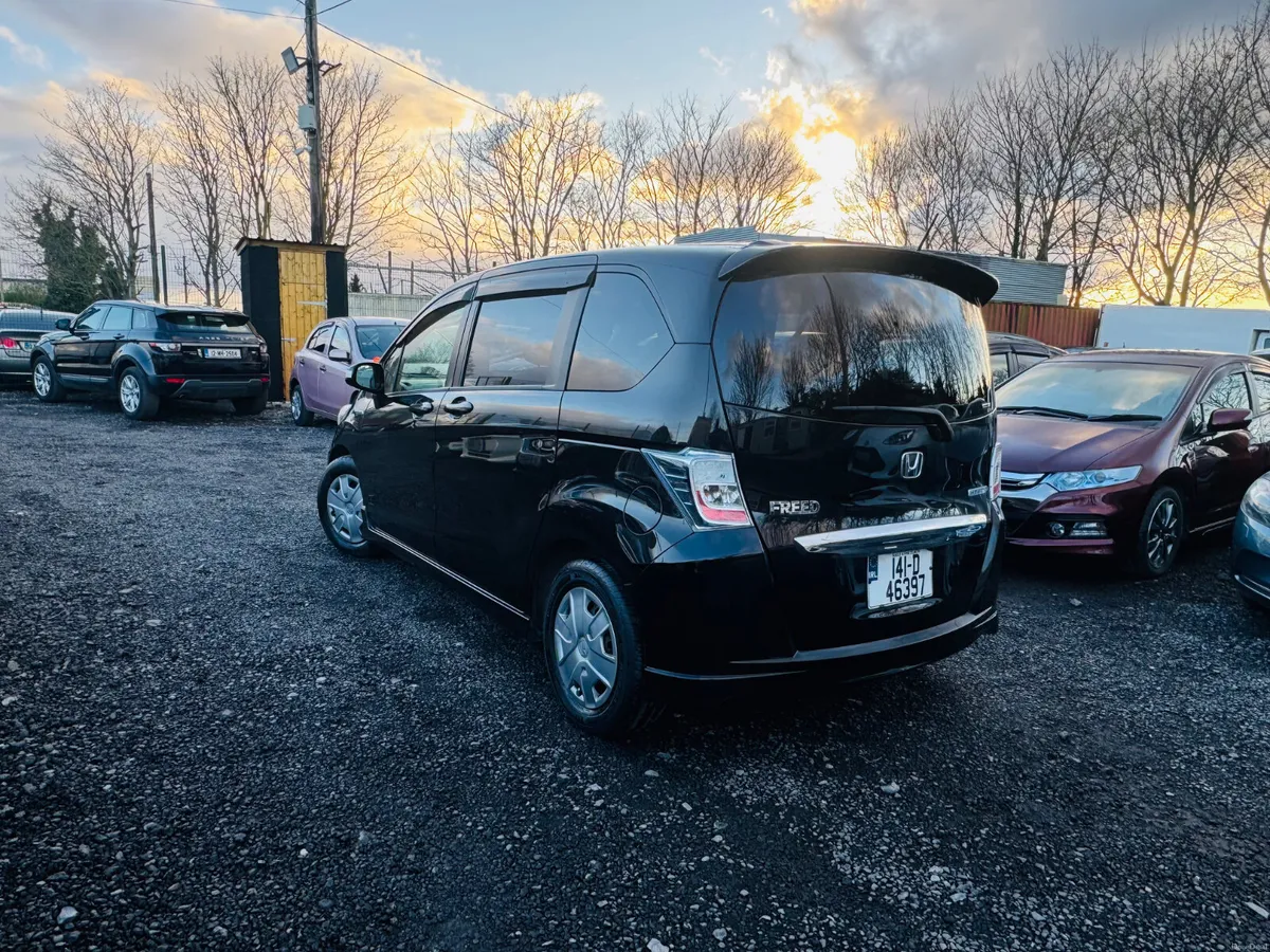 2014 Honda Freed 1.5L Hybrid Automatic 7 Seater - Image 3