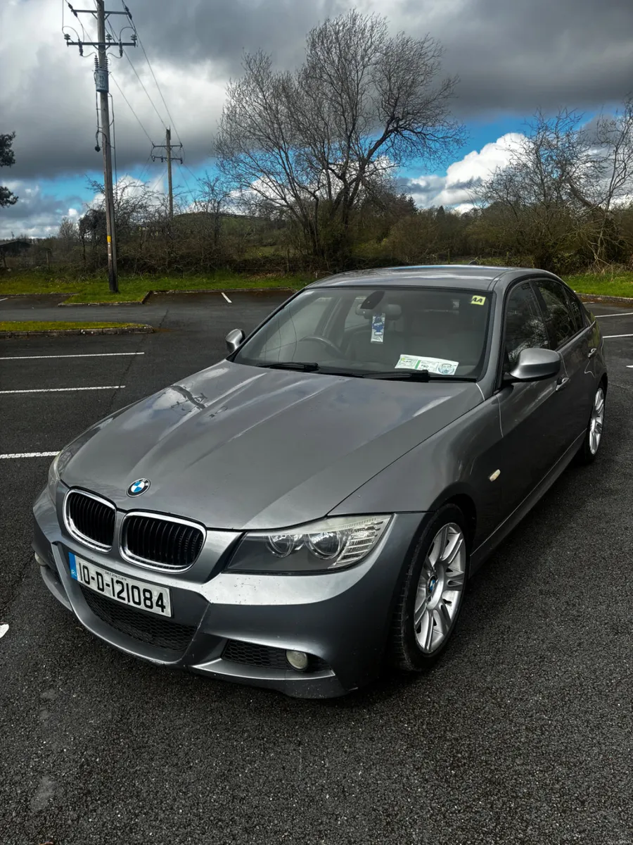 BMW 3-Series 2010 - Image 3