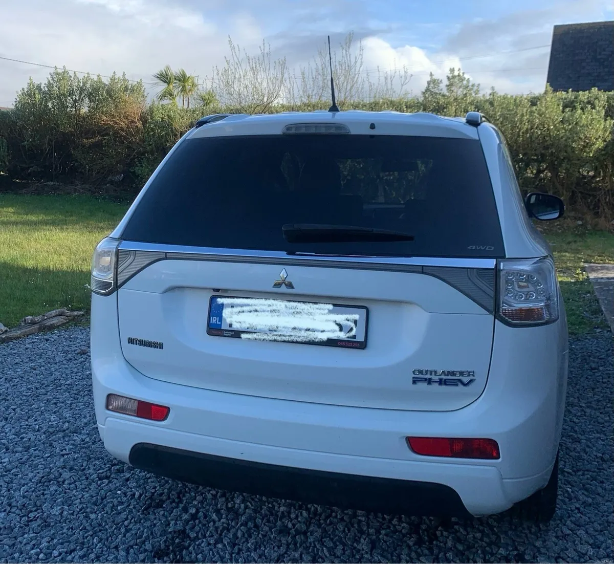 Mitsubishi Outlander - Image 3