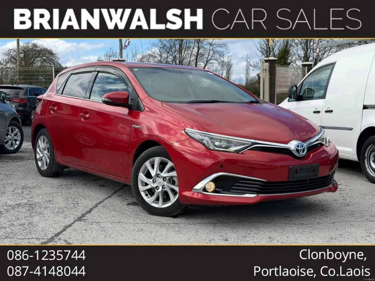 Toyota Auris Hybrid - Image 1
