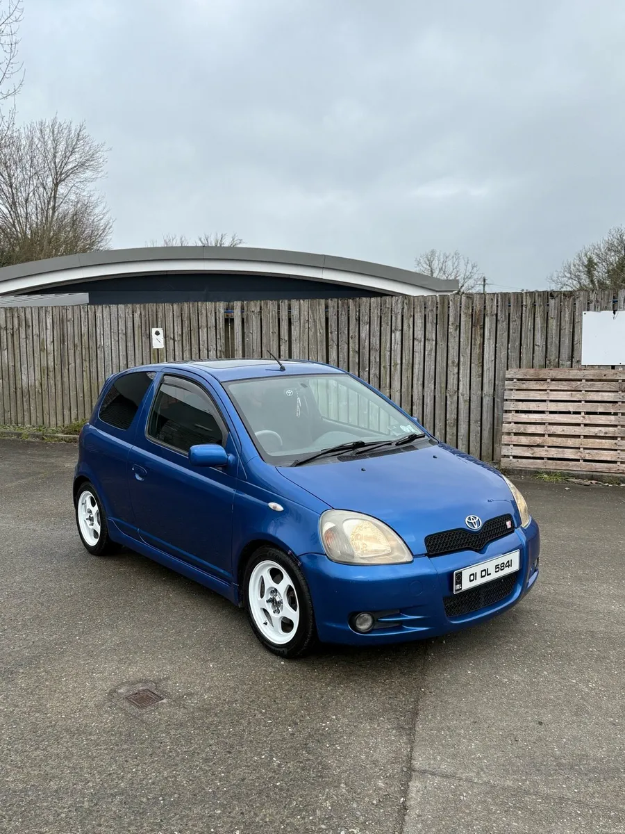 T sport toyota Yaris - Image 1