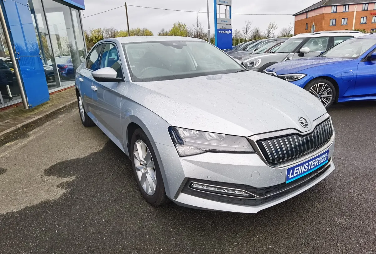 SKODA SUPERB 1.4 IV SE TECHNOLOGY DSG AUTOMATIC - Image 3