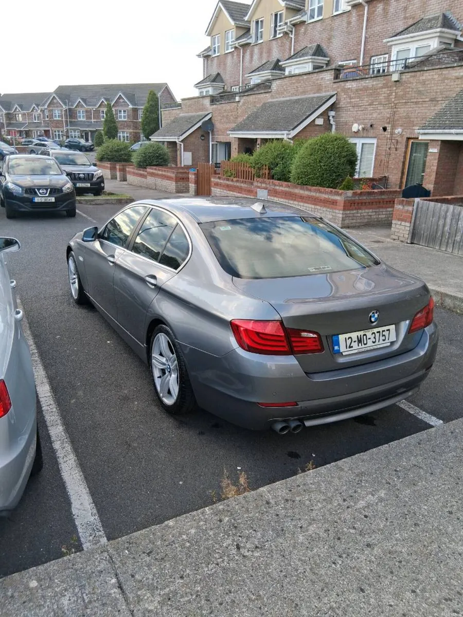 BMW  520 - Image 4